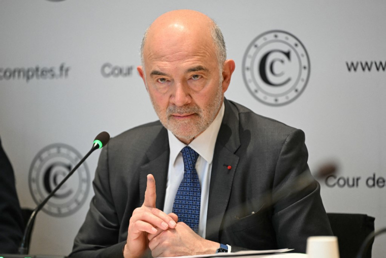 Pierre Moscovici, à Paris, le 8 avril 2025 ( AFP / BERTRAND GUAY )