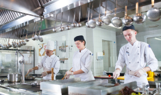 Portrait d’Éric Fréchon, le célèbre chef du Bristol (Crédits photo : Shutterstock)