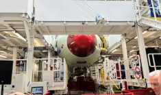 Photo de l'inaguration d'une nouvelle chaîne d'assemblage pour son avion de ligne A321neo à Toulouse