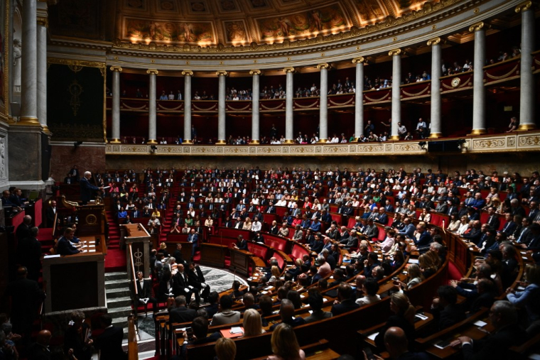 ( AFP / CHRISTOPHE ARCHAMBAULT )