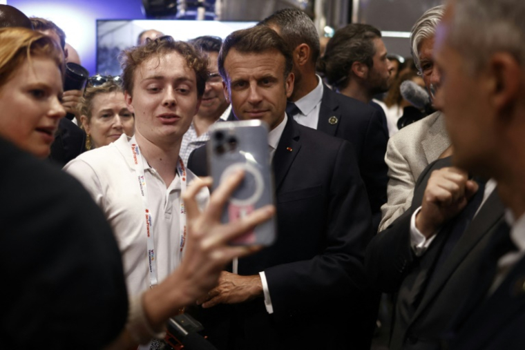 Emmanuel Macron au salon Vivatech à Paris le 14 juin 2023 ( POOL / YOAN VALAT )