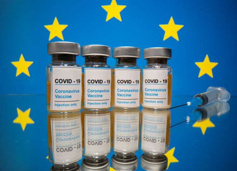 L'UE POURRAIT PAYER PLUS DE 10 MILLIARDS D'EUROS POUR LES VACCINS PFIZER ET CUREVAC