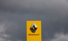 RENAULT REVOIT EN HAUSSE SON ESTIMATION DE L'IMPACT DES PUCES