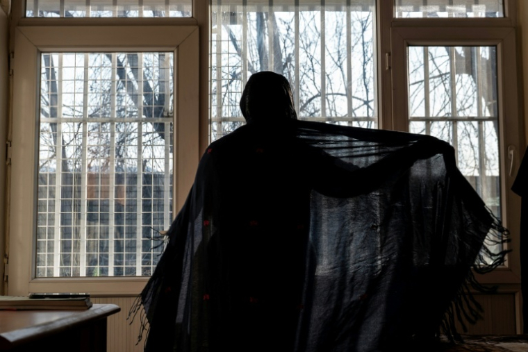 Une Afghane qui étudiait les relations publiques avant la fermeture des universités pour les femmes, le 17 février 2026 ( AFP / - )