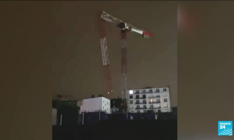 Tempête Ciaran en France : bilan réévalué à un mort et 16 blessés, de nombreux dégâts matériels