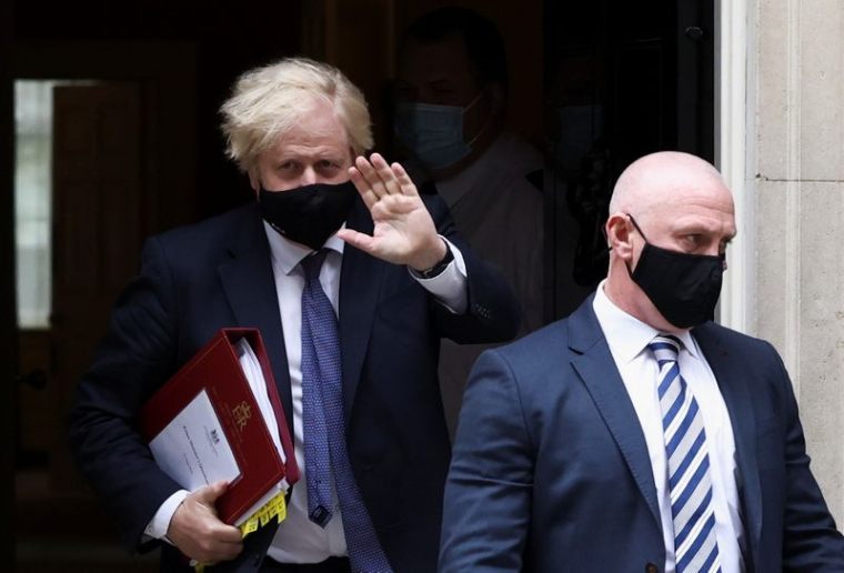 CORONAVIRUS/GB: JOHNSON ÉVOQUE LE MAINTIEN DE MESURES DE PRÉCAUTION APRÈS LE 19 JUILLET