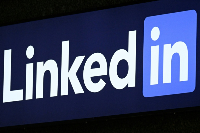 Une organisation autrichienne de défense de la vie privée a annoncé mardi avoir porté plainte contre le réseau professionnel LinkedIn, pour la vente des données numériques de ses millions d'utilisateurs ( AFP / INA FASSBENDER )