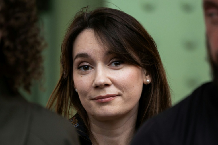 La chroniqueuse pro-russe Xenia Fedorova à Paris le 12 avril 2025 ( AFP / Xavier GALIANA )