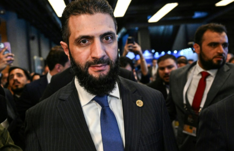 Le président syrien par intérim, Ahmad al-Chareh, lors du Forum diplomatique d'Antalya, en Turquie, le 11 avril 2025 ( AFP / Ozan KOSE )