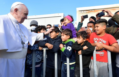 LE PAPE FRANÇOIS EN GRÈCE, OÙ IL A VISITÉ UN CAMP DE MIGRANTS À LESBOS