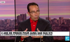 Birmanie : la junte a réduit la peine d'Aung San Suu Kyi à deux ans de prison