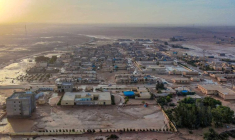 Vue des eaux de crue couvrant Al-Mukhaili, en Libye