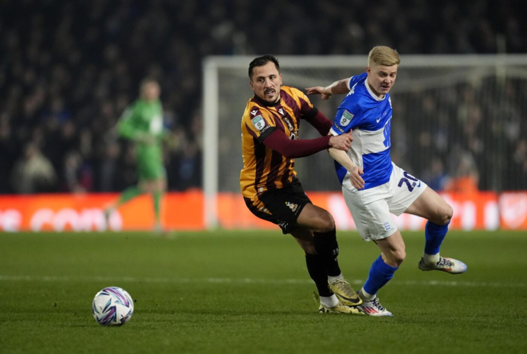 Bradford City remonte en League One sur un but à la 96e minute