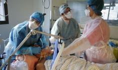 CORONAVIRUS: PLUS DE 25.000 NOUVEAUX CAS, DELFRAISSY SONGE À DES MESURES LA SEMAINE PROCHAINE