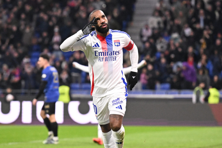 L'OL d'Alexandre Lacazette fracasse Nice