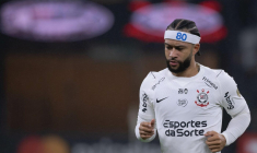 Memphis Depay ne prolonge pas au Corinthians, sur fond de discordes et de dettes
