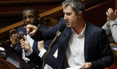 François Ruffin à Paris, le 13 février 2023. ( AFP / LUDOVIC MARIN )