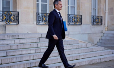 Gérald Darmanin quitte le Palais de l'Élysée