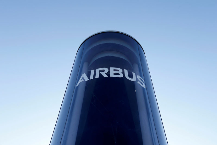 AIRBUS: OBJECTIFS MAINTENUS, HAUSSE DE L'EBIT AJUSTÉ AU 1ER TRIMESTRE