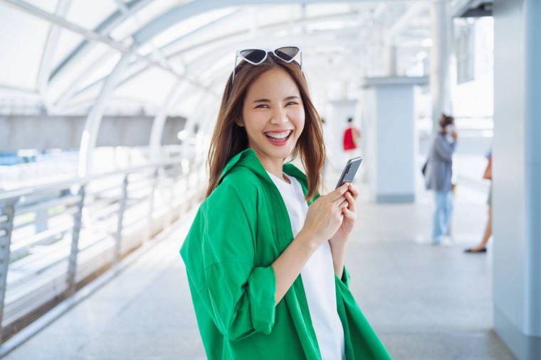 Vacances et cybersécurité : protéger ses données bancaires en déplacement / iStock.com - Sitthiphong