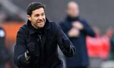 Xabi Alonso gâte son staff technique avant Noël