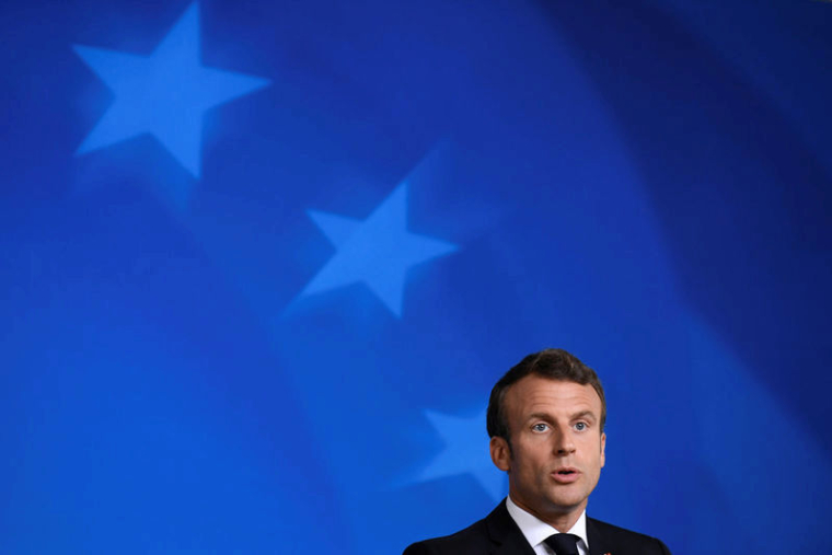 RENAULT-NISSAN: MACRON APPELLE À DÉVELOPPER SYNERGIES ET ALLIANCES