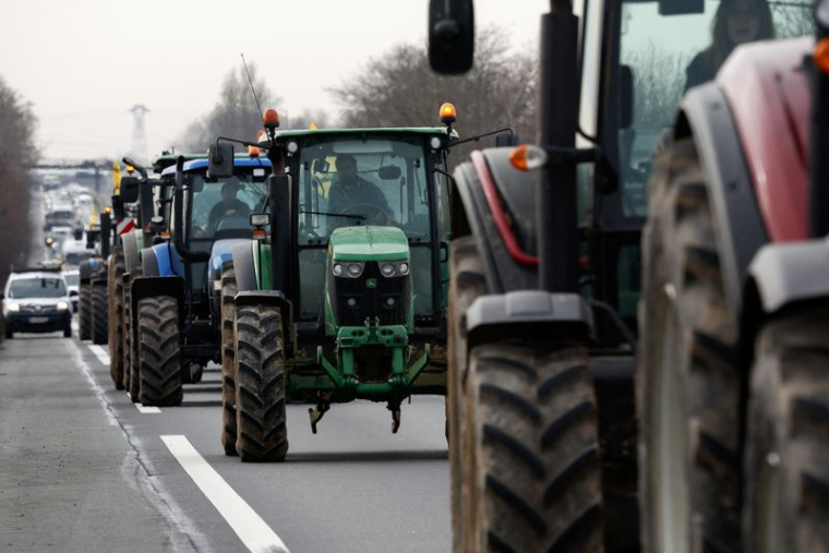 Manifestations nationales d'agriculteurs, près de Paris
