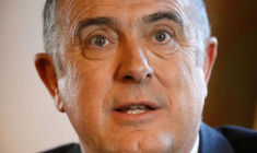 DIDIER GUILLAUME APPELLE LES FRANÇAIS À TRAVAILLER DANS LES CHAMPS