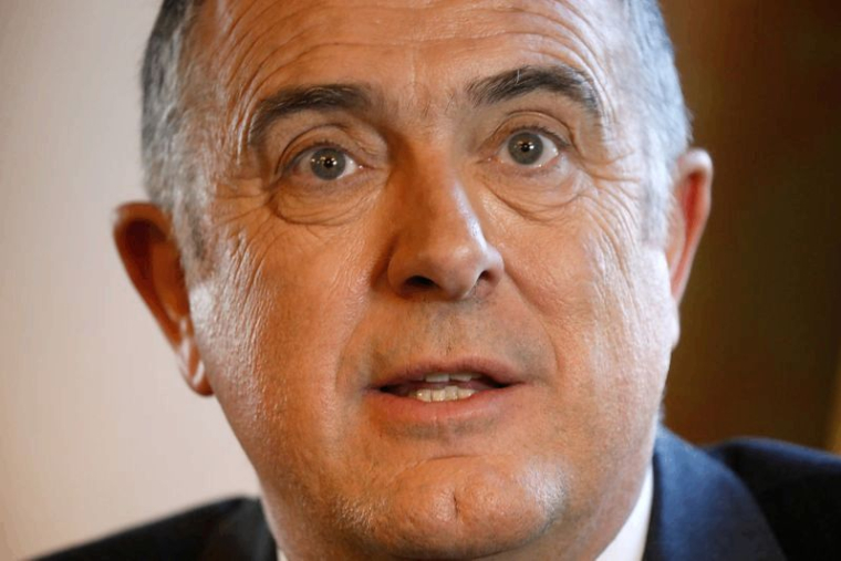 DIDIER GUILLAUME APPELLE LES FRANÇAIS À TRAVAILLER DANS LES CHAMPS