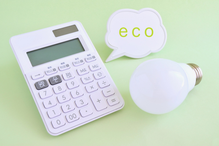 Le kilowatt-heure d'électricité est moins cher à certaines heures de la journée, lorsque la demande sur le réseau électrique est la plus faible. (crédit : Adobe Stock)