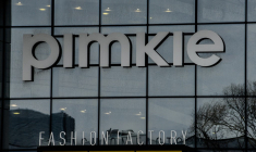 ( AFP / DENIS CHARLET )