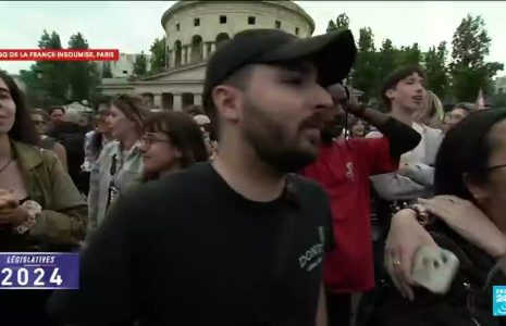 Le NFP en tête des élections législatives : effusions de joie des militants de LFI