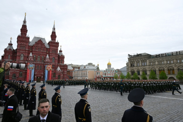 Des soldats russes lors des commémorations de la victoire sur l'Allemagne nazie, le 9 mai 2026 à Moscou ( AFP / Igor IVANKO )