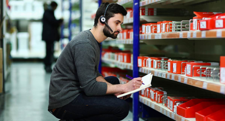 Sa forte activité du début d'année, le groupe pourrait être rattrapé par le ralentissement de la conjoncture. Rexel voit aussi dans les tensions sur la chaîne d'approvisionnement une opportunité pour apporter un meilleur service à ses clients. (© Rexel)