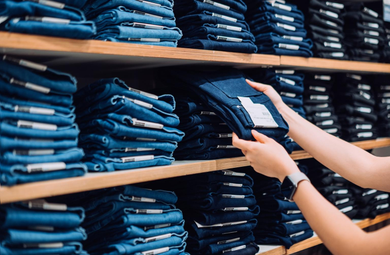 4 marques de jeans made in France. crédit photo : Getty Images