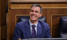 Le Premier ministre espagnol Pedro Sanchez devant le Parlement à Madrid le 25 mars 2026 ( AFP / Thomas COEX )