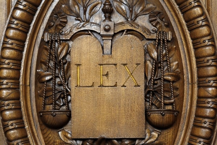 LE CERVEAU PRÉSUMÉ DU "CASSE DU SIÈCLE" DEVANT LES JUGES