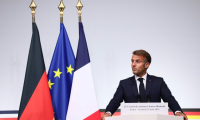 Le président français Emmanuel Macron lors d'une conférence de presse avec le cbancelier allemand Friedrich Merz, le 29 août 2025 à Toulon, dans le Var ( POOL / Manon Cruz )