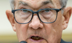 Photo d'archives: Le président de la Réserve fédérale américaine, Jerome Powell, lors d'une audience devant le comité des services financiers de la Chambre à Capitol Hill à Washington