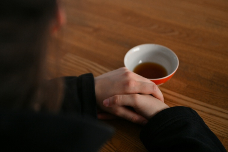 Varvara (prénom changé) lors d'un entretien à l'AFP, le 5 février 2026 à Moscou ( AFP / Hector RETAMAL )