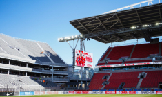 La FIFA exploite-t-elle le Canada ?