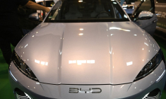 Une voiture BYD, au salon automobile d'Essen, en décembre 2025 (illustration) ( AFP / INA FASSBENDER )