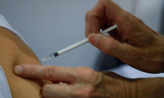 CORONAVIRUS: HUIT FOIS MOINS DE CONTAMINATIONS CHEZ LES VACCINÉS EN FRANCE