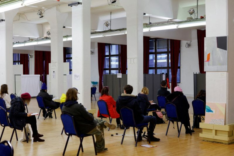 CORONAVIRUS: L'ALLEMAGNE ENVISAGE DE NOUVELLES RESTRICTIONS FACE À OMICRON