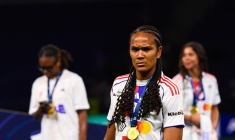 L'équipe de France oublie de féliciter Wendie Renard