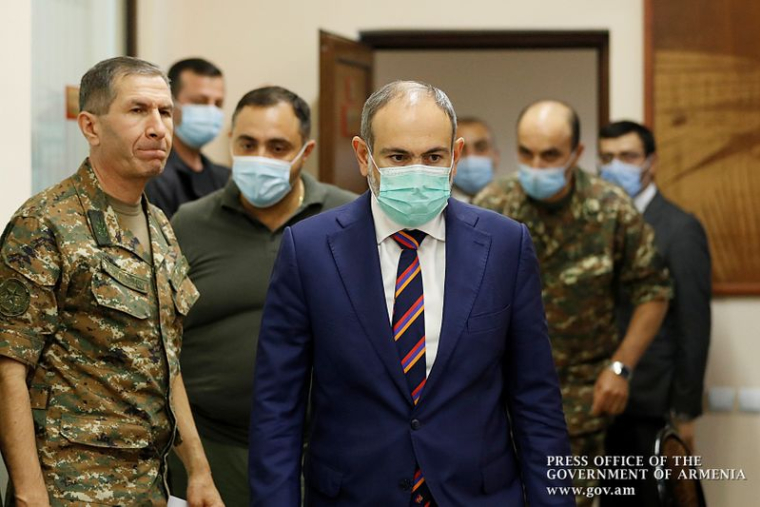 HAUT-KARABAKH : MACRON APPELLE À CESSER IMMÉDIATEMENT LES HOSTILITÉS