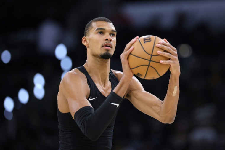 Le Français Victor Wembanyama, des San Antonio Spurs, pendant les play-offs de la Conférence ouest de la NBA contre les Minnesota Timberwolves, le 12 mai 2026 à San Antonio, au Texas  ( GETTY IMAGES NORTH AMERICA / Alex Slitz )