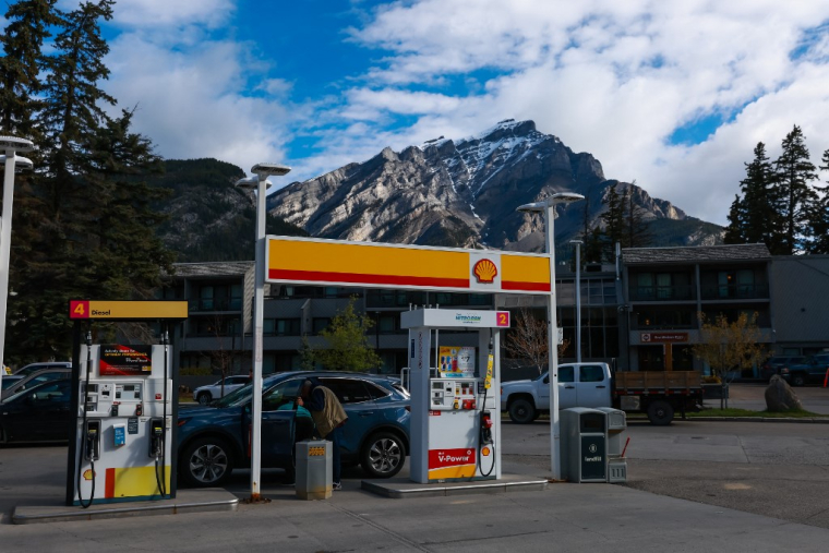 L'inflation est notamment portée par les prix des carburants (illustration) ( AFP / COLE BURSTON )
