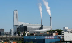L'usine d'incinération gérée par le Syctom à Ivry-sur-Seine, le 17 juin 2025 ( AFP / Martin LELIEVRE )