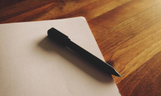 Rédiger un chèque sur papier libre est autorisé mais pas n'importe comment ... (Illustration) (Pixabay / epicantus)